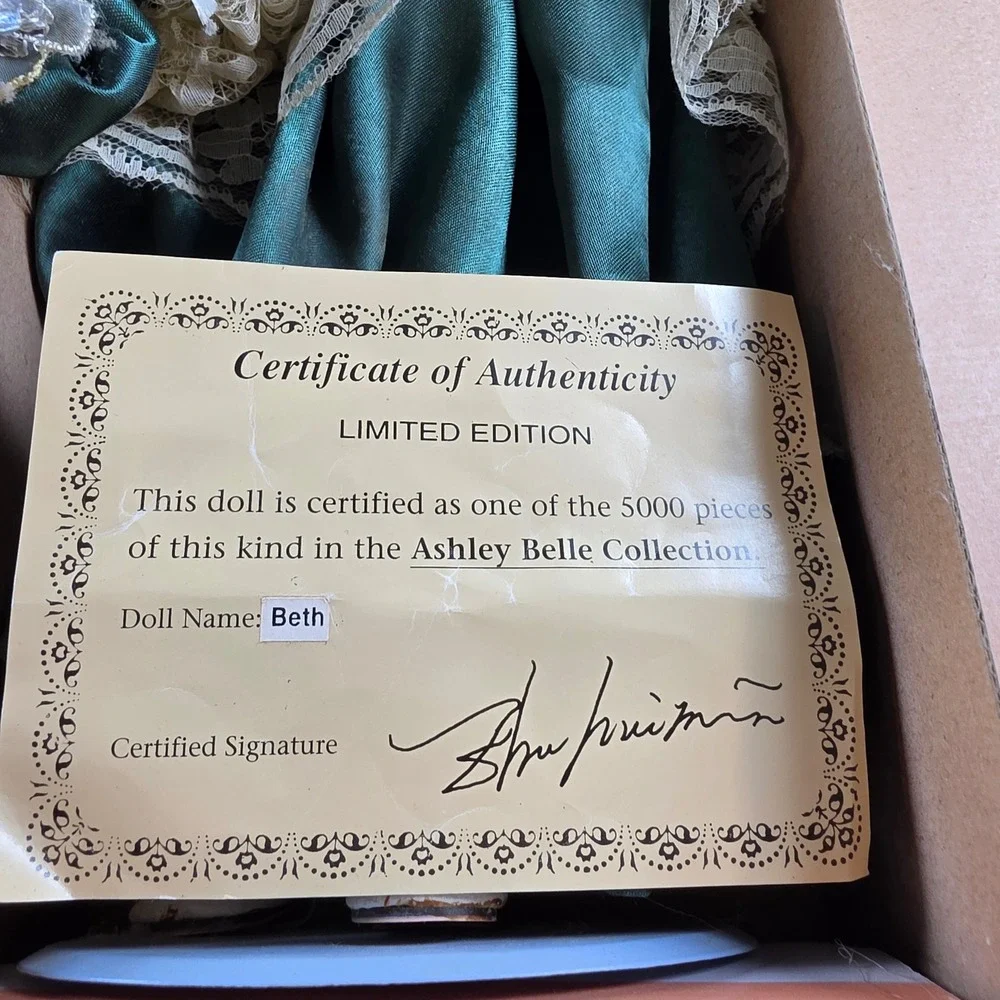 Ashley Belle Beth Limited Edition Porcelain Doll Green Victorian Dress COA 18in‎